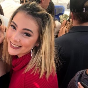 Meet your Posher, Grace